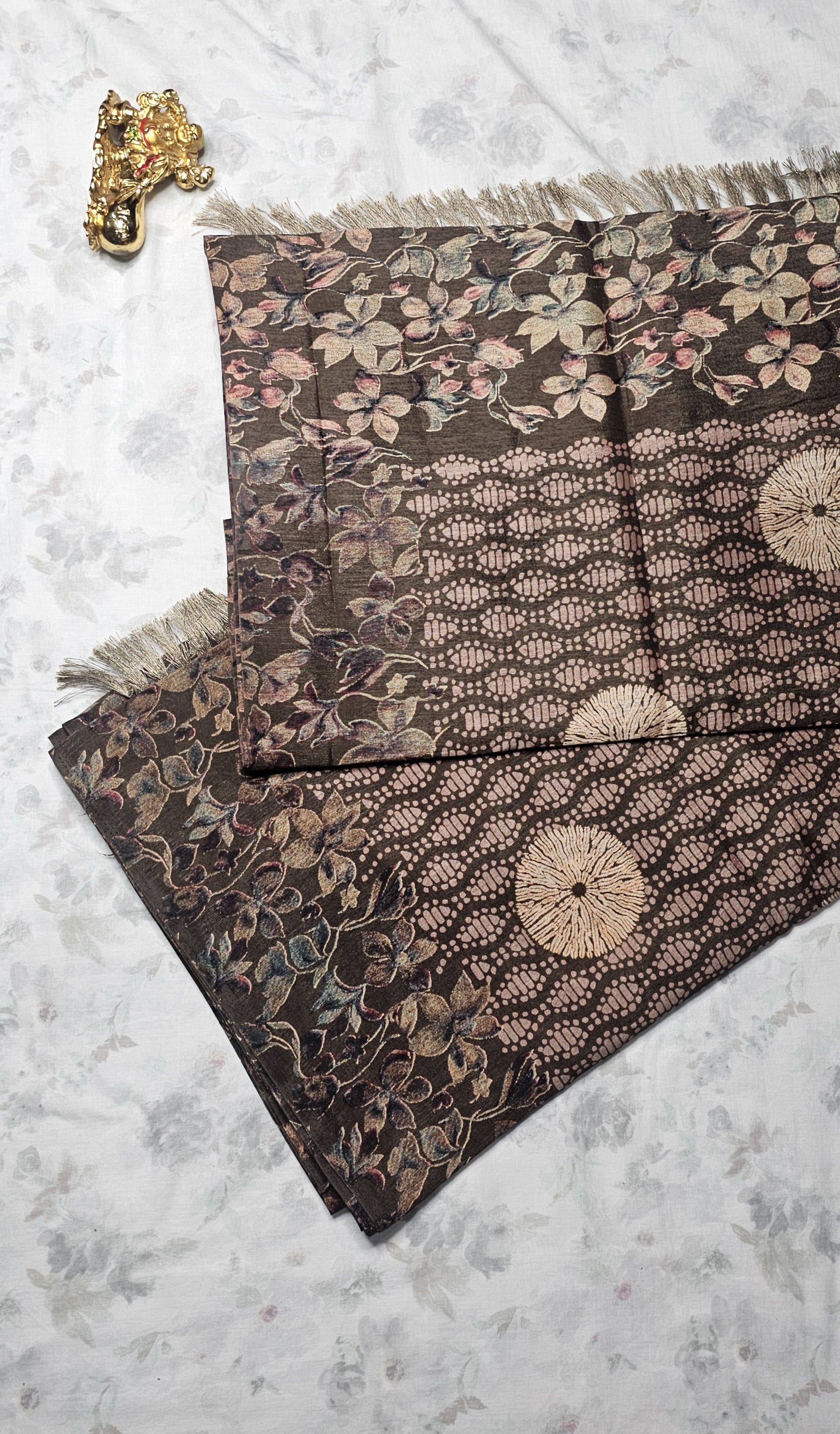 Elegant Brown Saree with Vintage Floral & Geometric Weaving